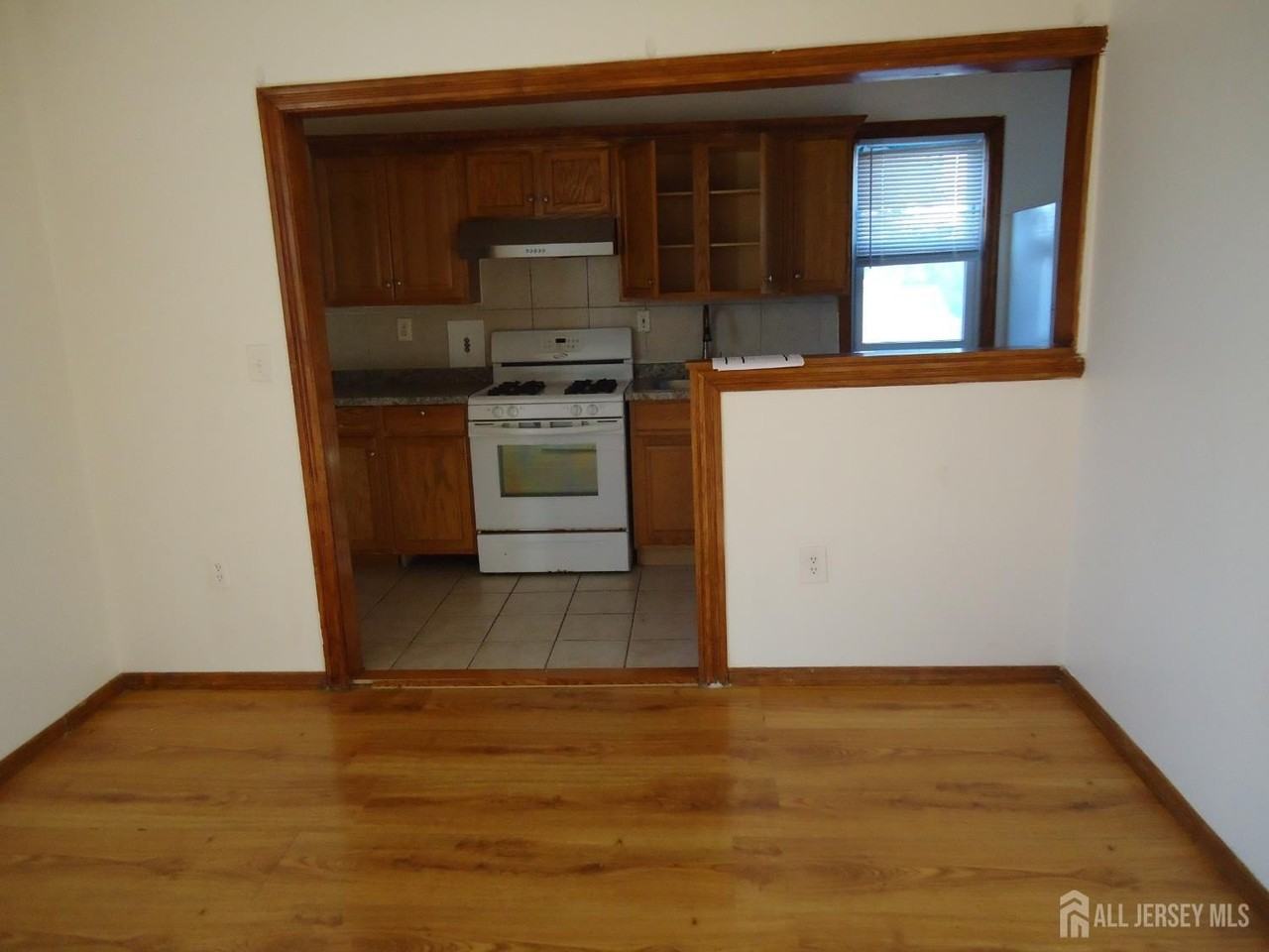 386 New Brunswick Ave #2 - Photo 4 of 5