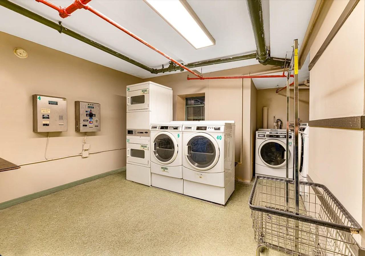 W 64th St #6B - Photo 4 of 8