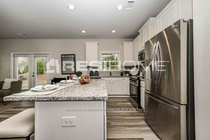 3014 Porch Creek Way - Photo 5 of 20