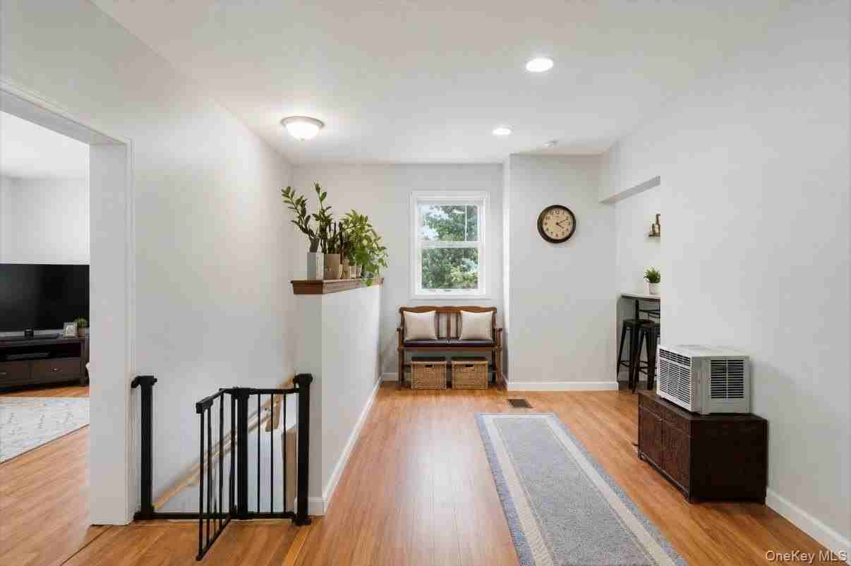 7 Idlewild Ave #B - Photo 4 of 23