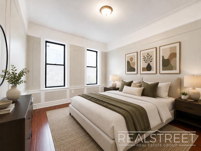 693 E New York Ave #2R - Photo 6 of 9