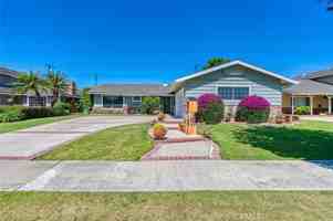featured image of 17597 Santa Paula Cir