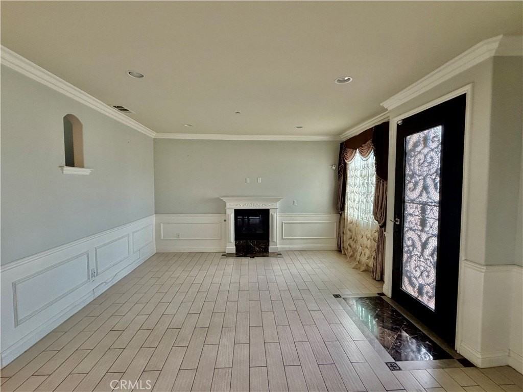 4431 Ellis Ln - Photo 5 of 20