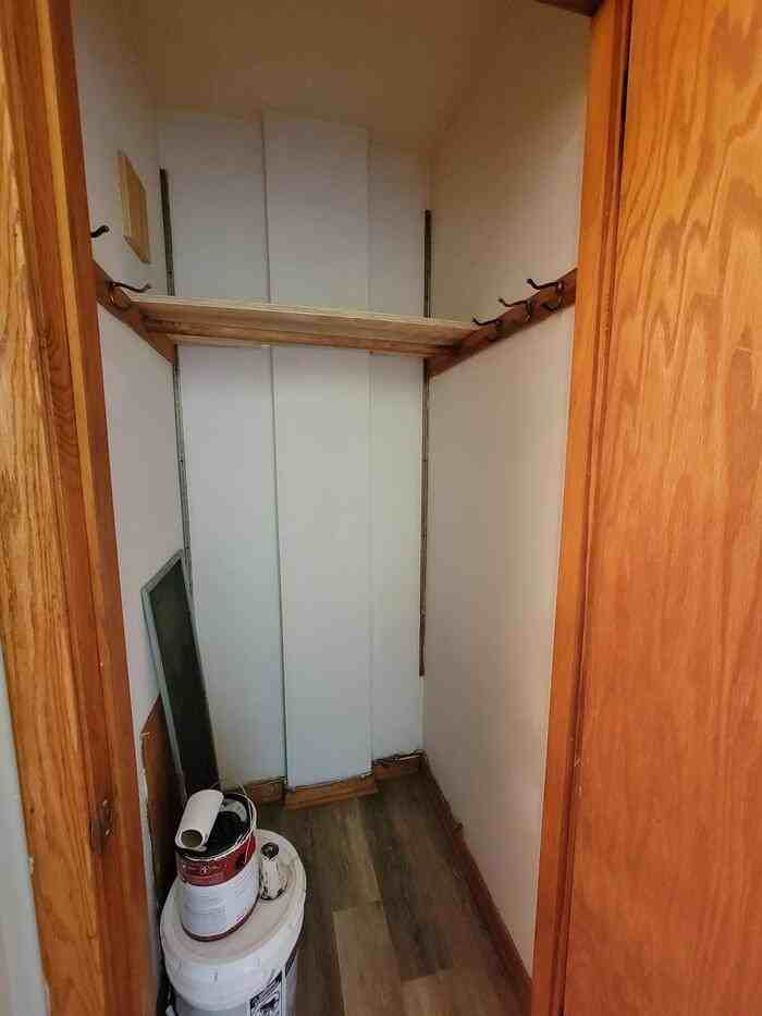 1831 Stinson Pkwy #8 - Photo 5 of 11
