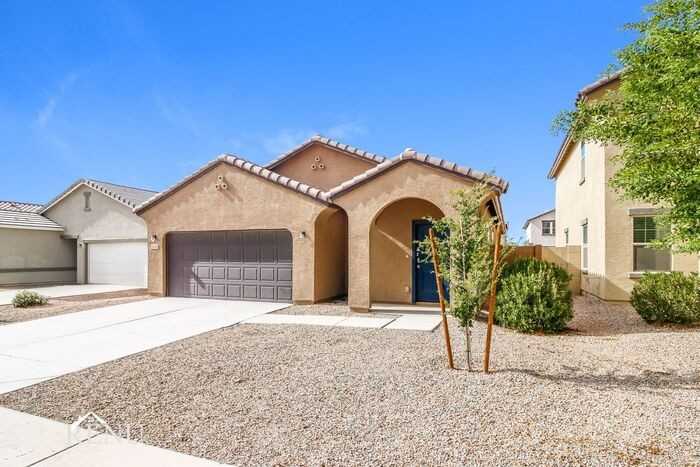 35494 W San Capistrano Ave - Photo 2 of 18