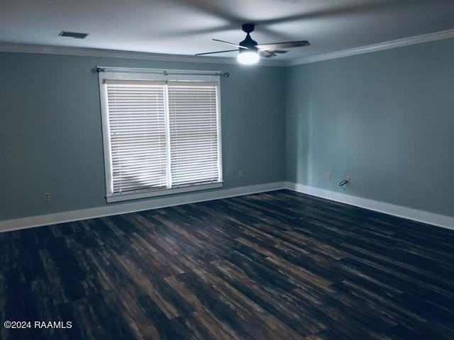 307 Founders St - Photo 3 of 15