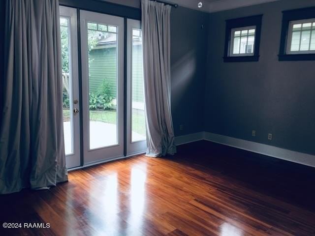 307 Founders St - Photo 6 of 15