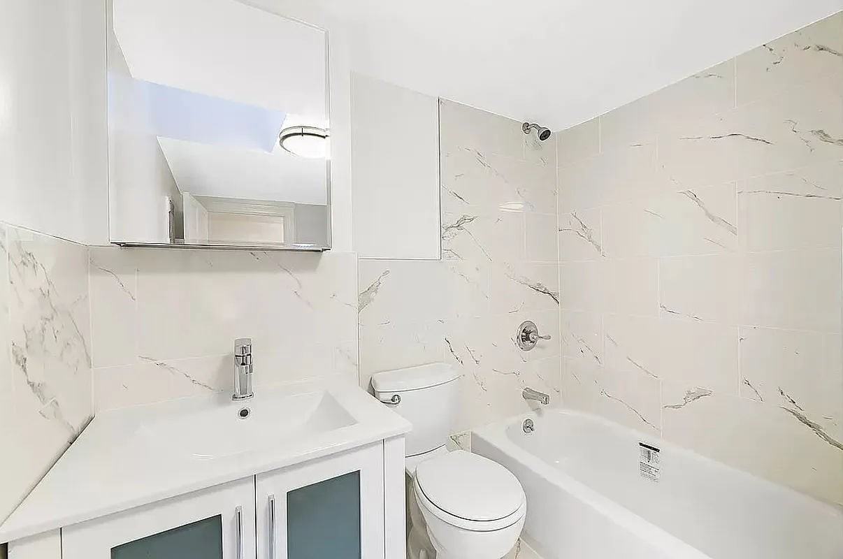 510 Greenwich St #2 - Photo 5 of 6