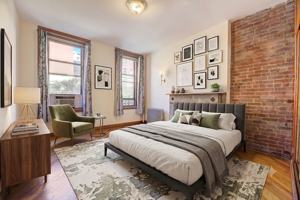 featured image of 858 10th Ave #4N