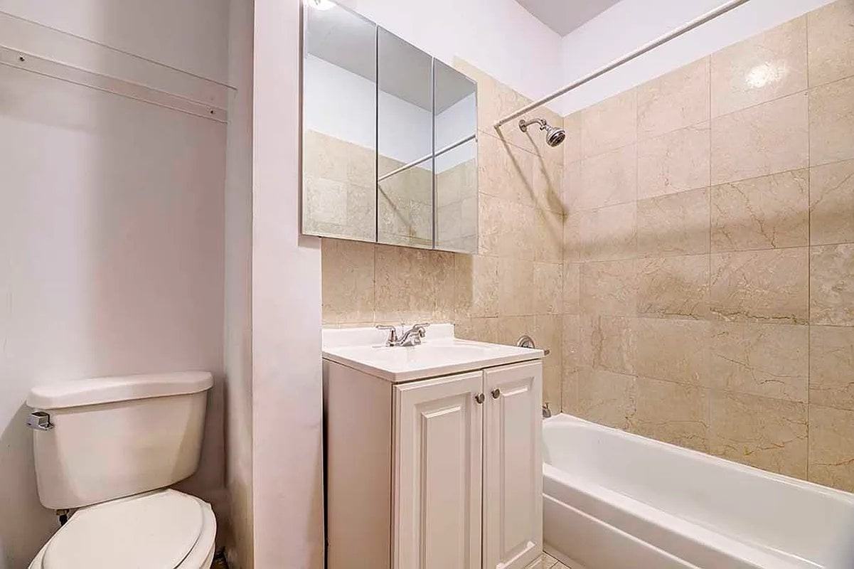 858 10th Ave #4N - Photo 5 of 5
