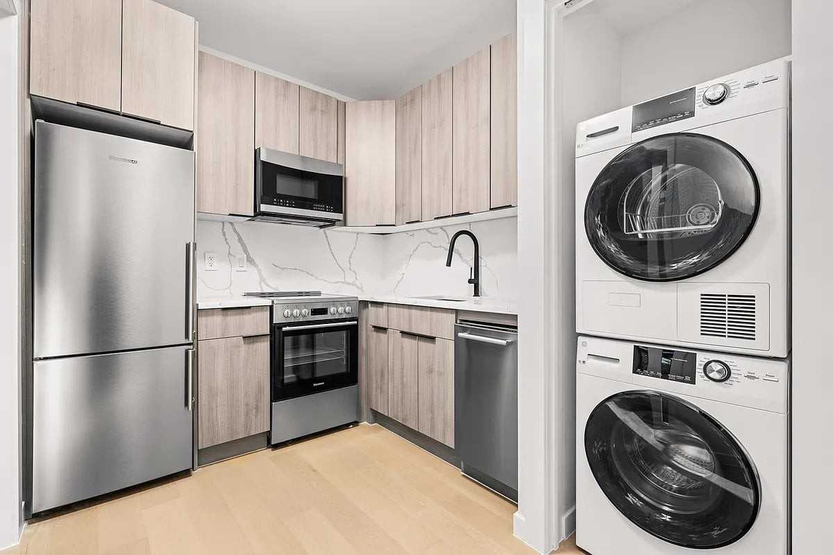 186 Bleecker St #6 - Photo 4 of 6