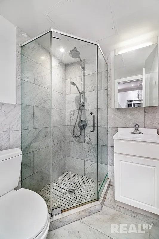 81 Orchard St #14 - Photo 4 of 4