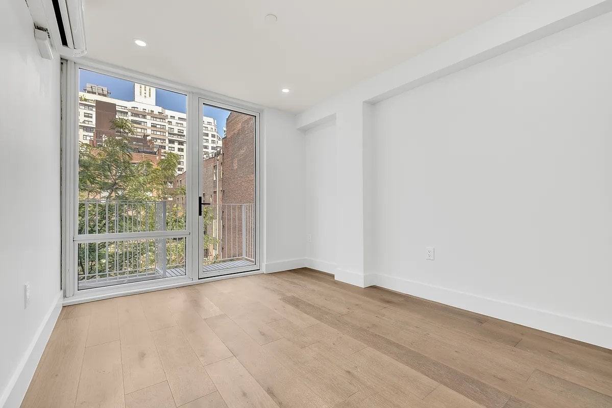 20 E 13th St #4 - Photo 7 of 10