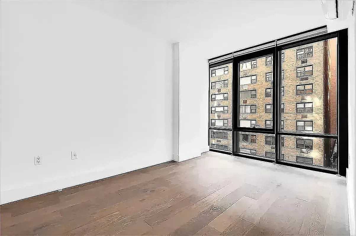 227 Lexington Ave #501 - Photo 3 of 6
