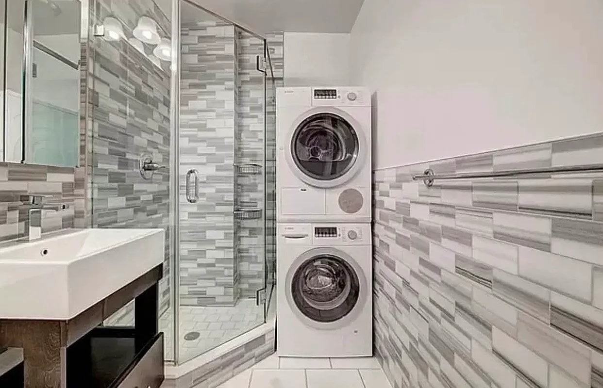 345 W 53rd St #1 - Photo 5 of 5