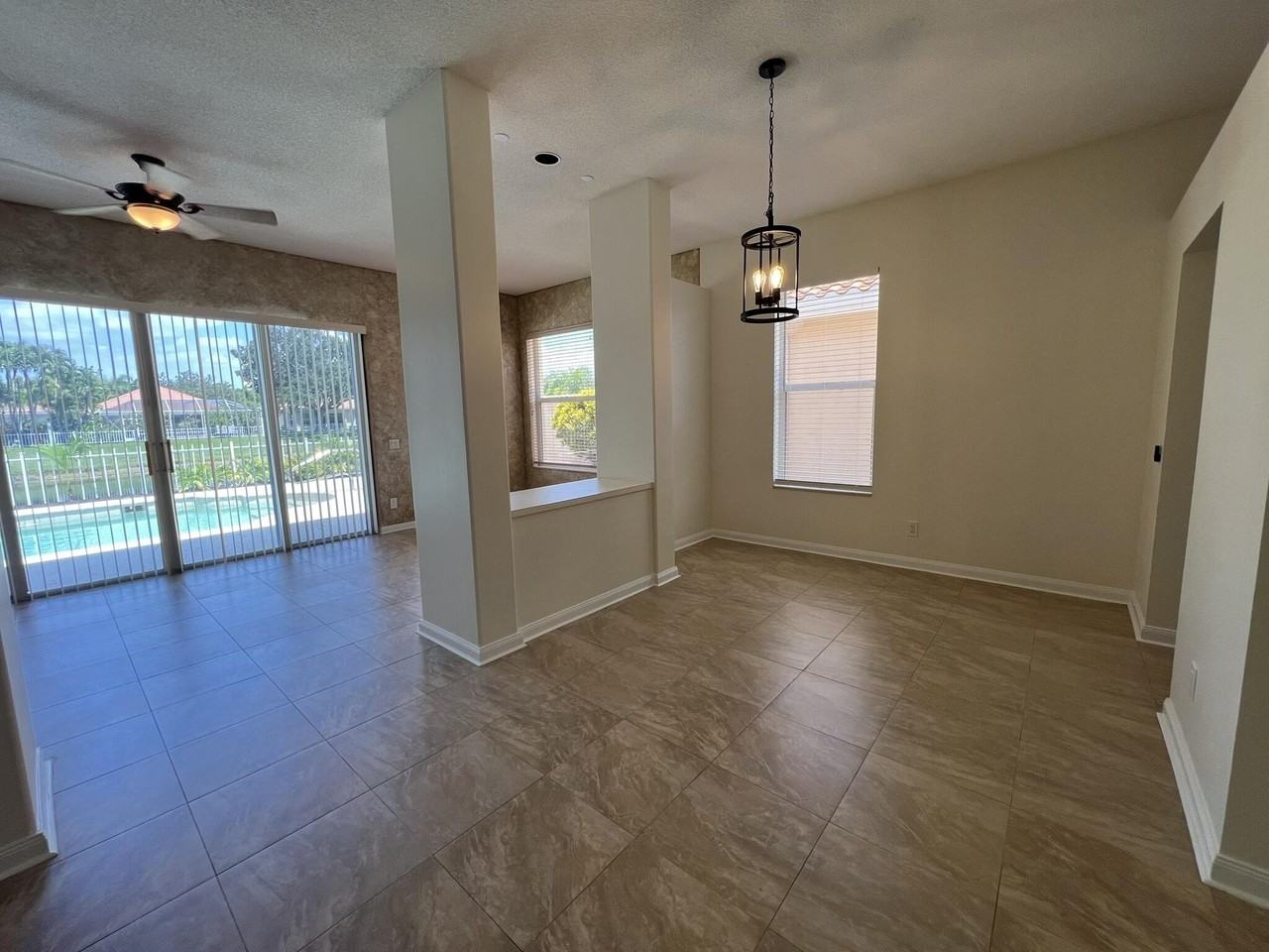 244 Hampton Pl - Photo 6 of 31