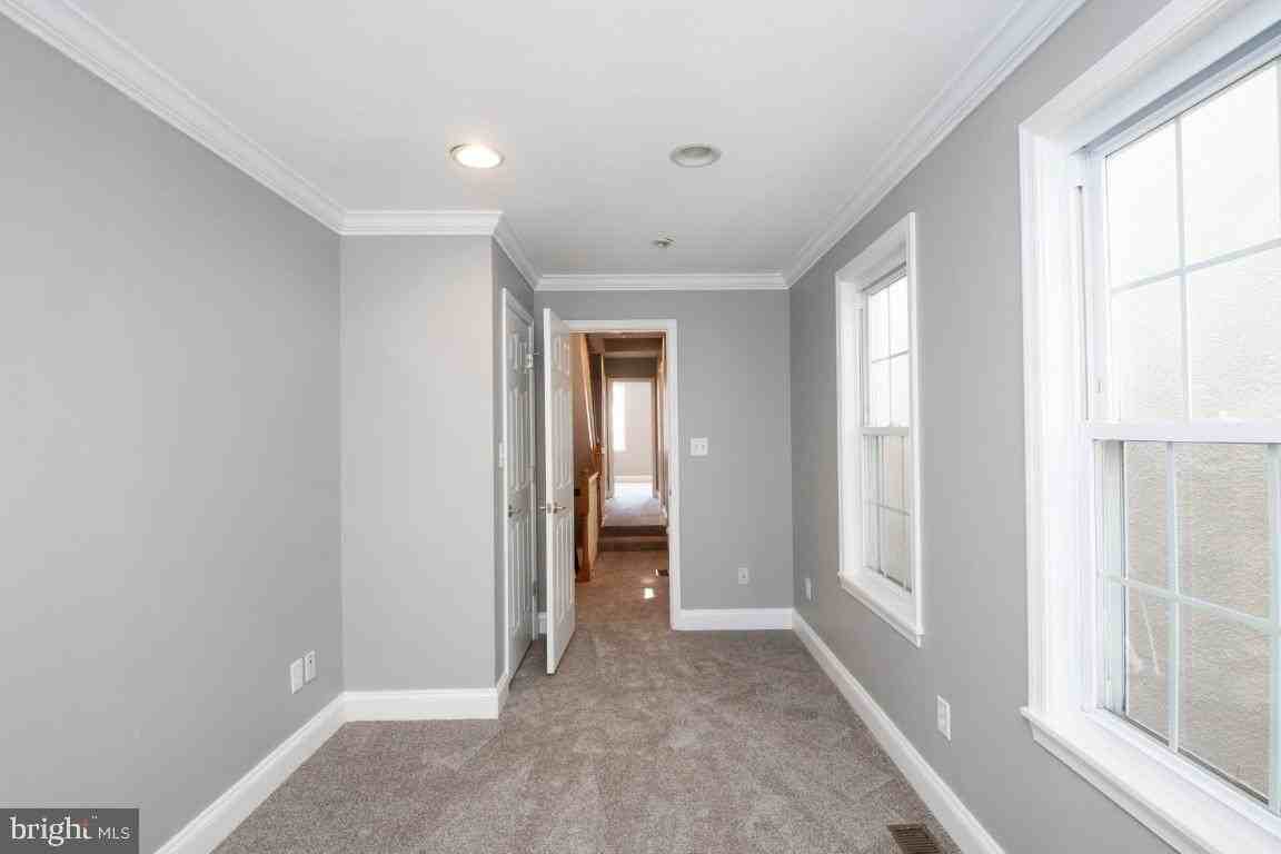 520 S Bethel St - Photo 7 of 26