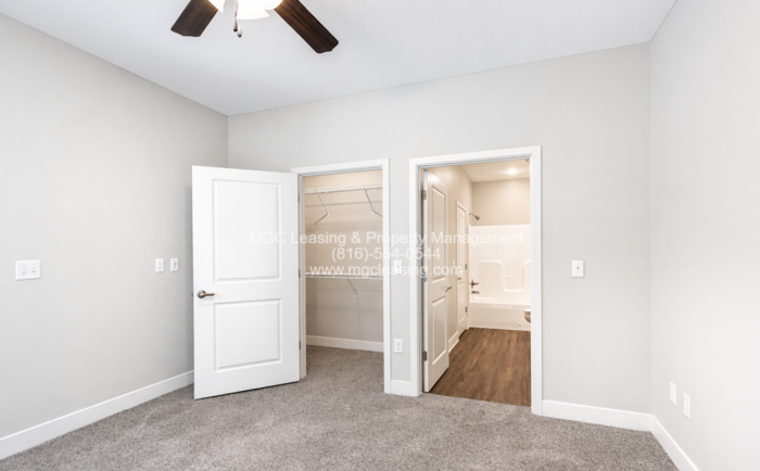 5701 Ne 80th Ter #1C - Photo 5 of 16