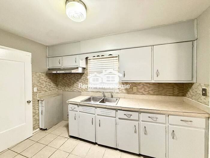 940 Center Way Sw - Photo 5 of 16