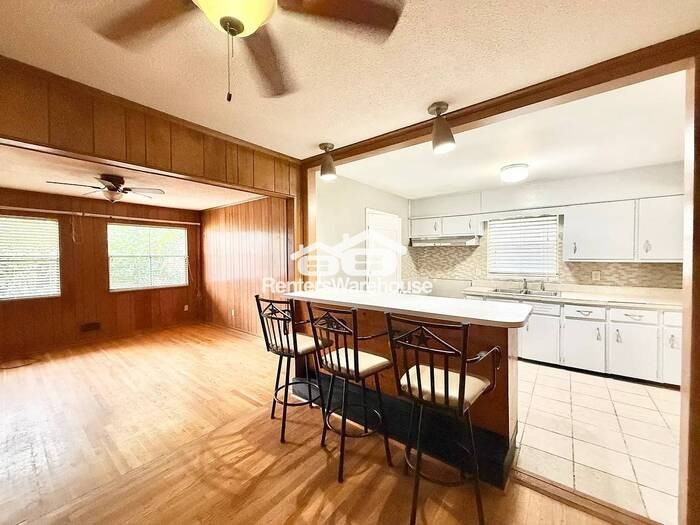 940 Center Way Sw - Photo 7 of 16