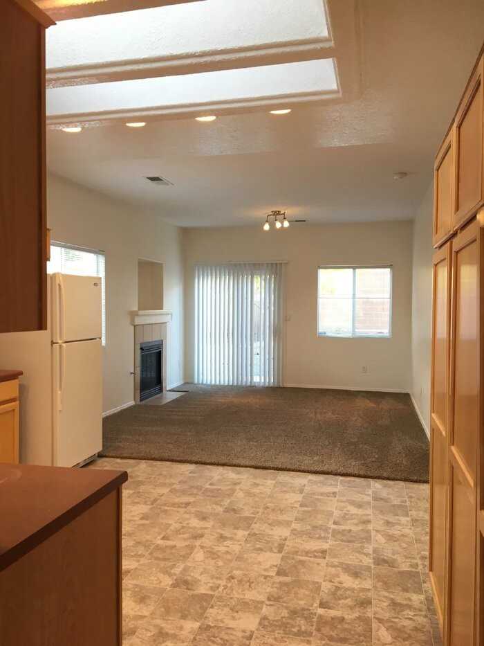 5519 Fence Lake Dr Ne - Photo 5 of 20