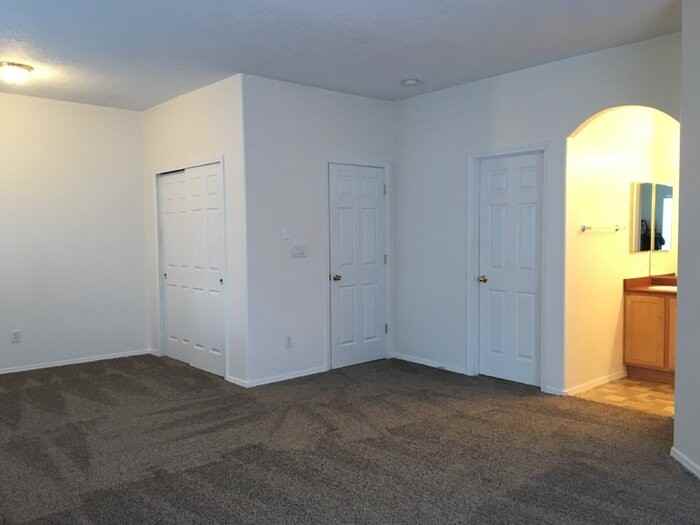 5519 Fence Lake Dr Ne - Photo 7 of 20