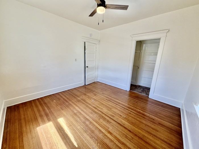 1905 32nd St - Photo 6 of 13