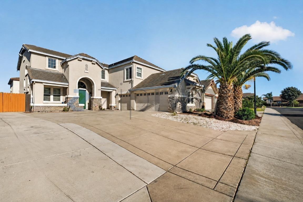 26 Escher Cir - Photo 2 of 35