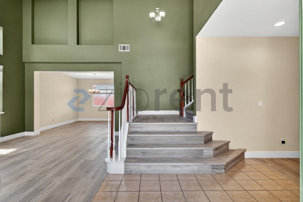 26 Escher Cir - Photo 4 of 35