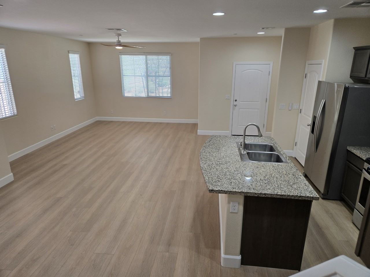 2715 Hammetts Landing Walk #1 - Photo 3 of 10