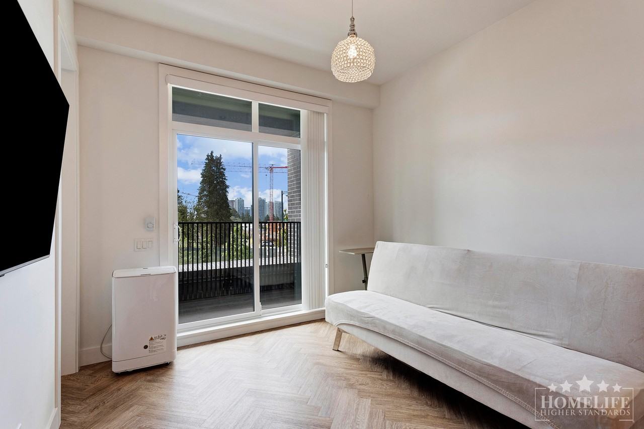 13929 105 Blvd - Photo 5 of 14