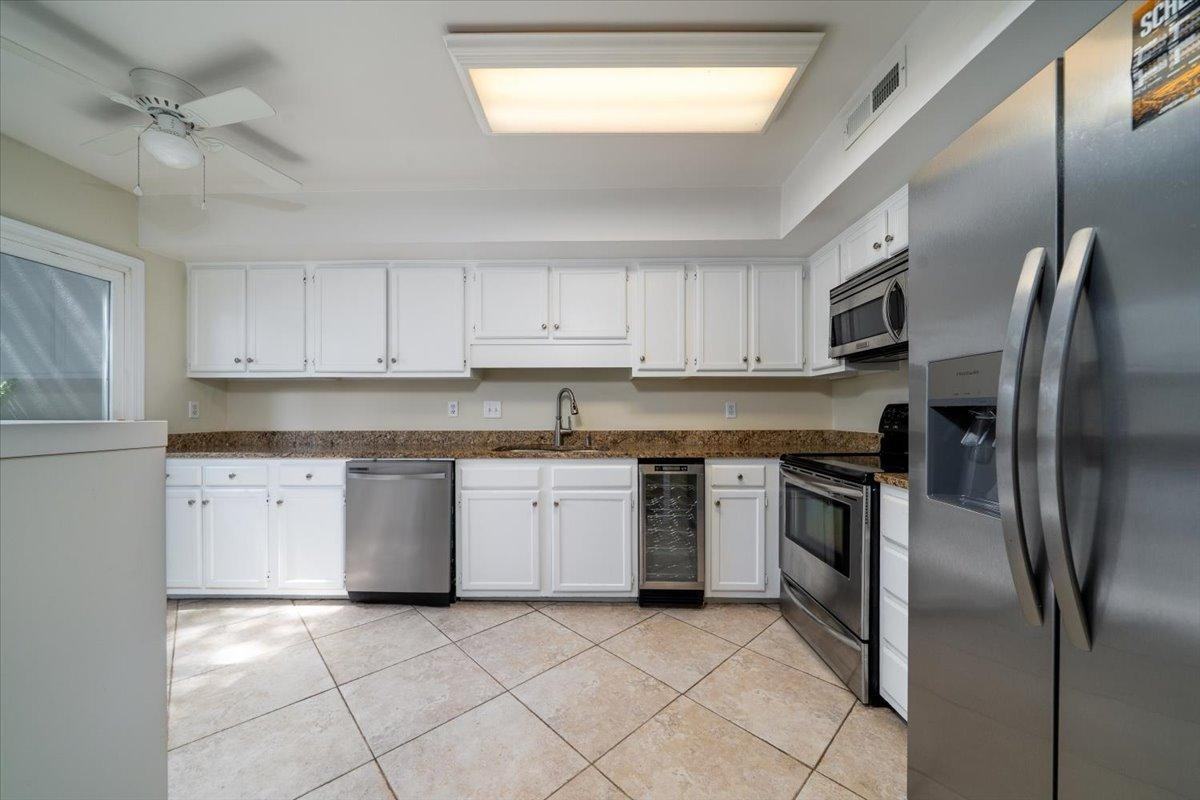 1206 Ventura Pl - Photo 6 of 11