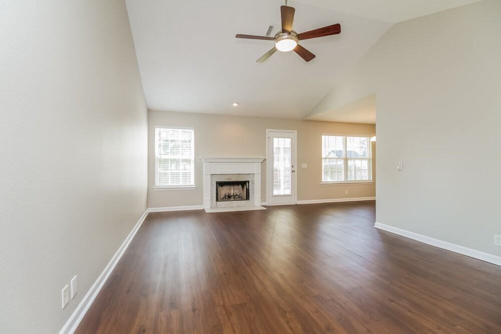 1609 London Gardens Ct - Photo 4 of 19