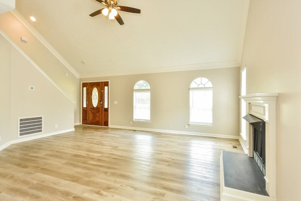 3408 Cobble St - Photo 5 of 17