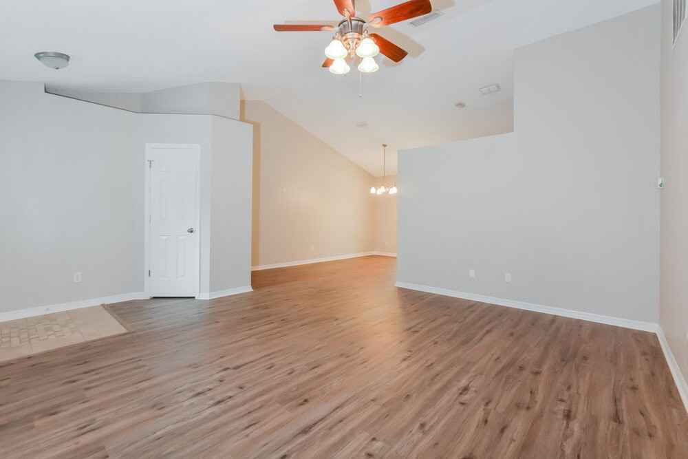 2701 Bolton Bnd - Photo 3 of 16