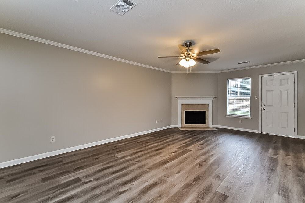 8419 Duval Ave - Photo 4 of 17