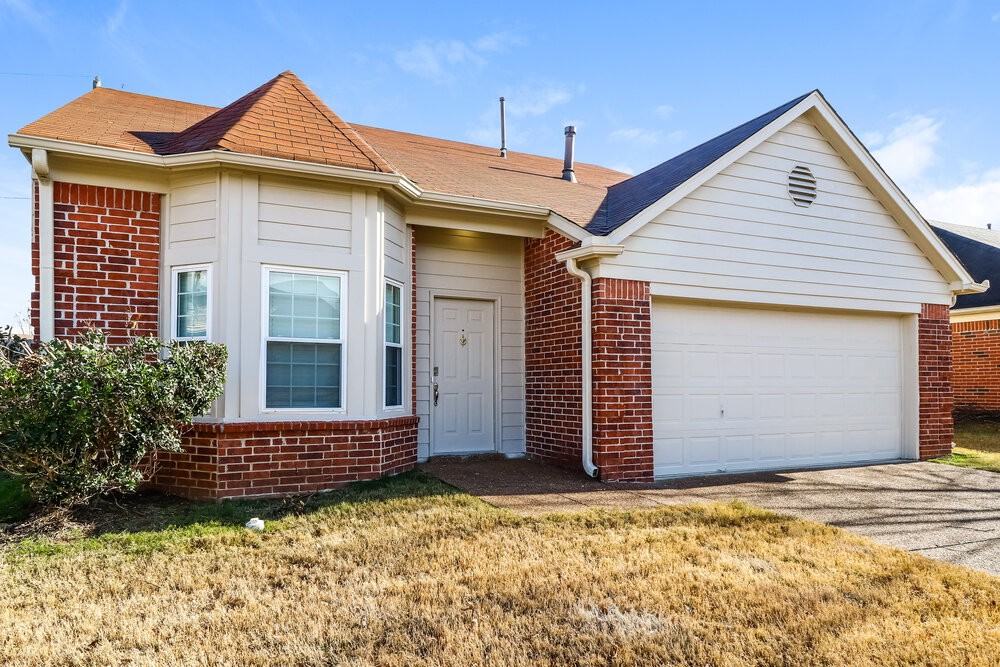 1024 Scofield Dr - Photo 4 of 17