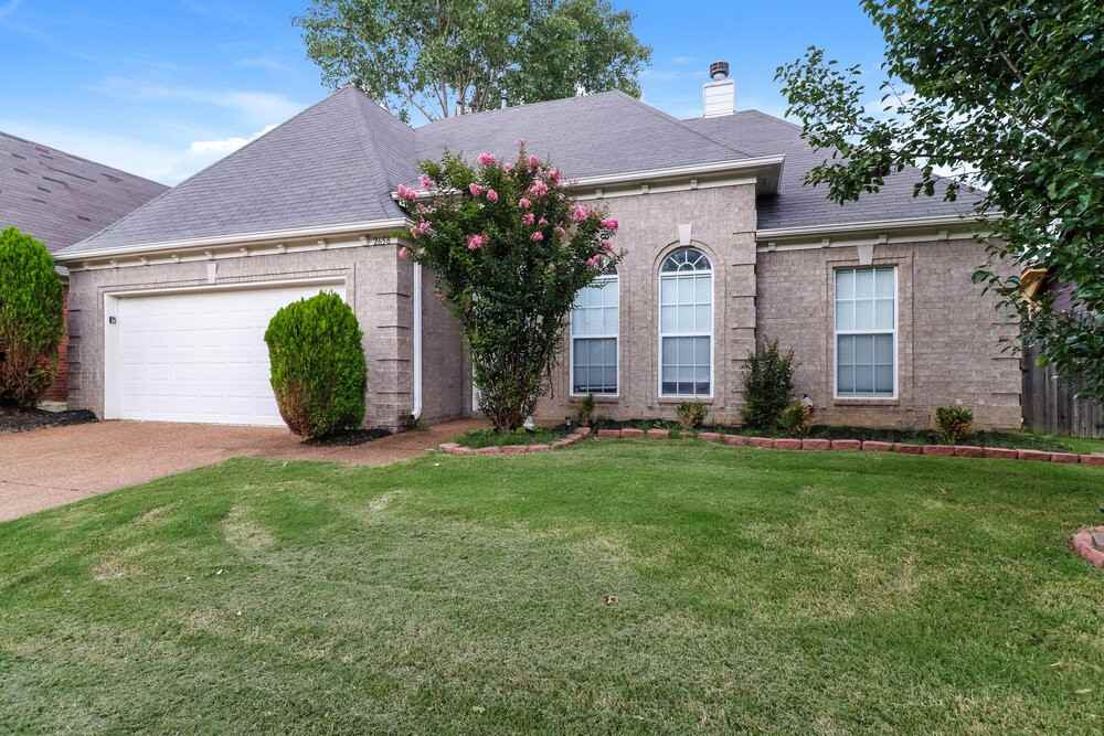 2658 Breezy Ridge Trl - Photo 3 of 16