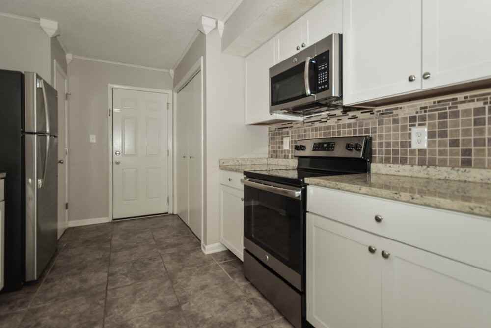 6336 Long River Ln - Photo 7 of 17