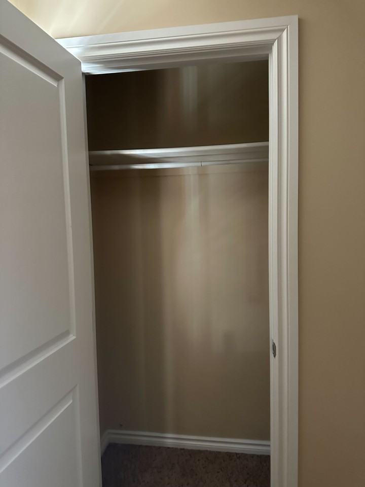 2160 Mcintyre St #2 - Photo 7 of 10