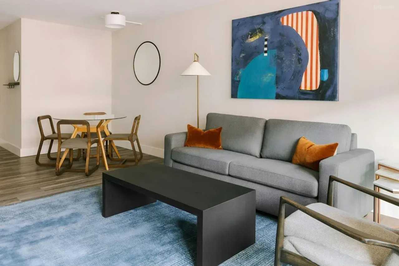 1111 30th St Nw #1562697P - Photo 2 of 18