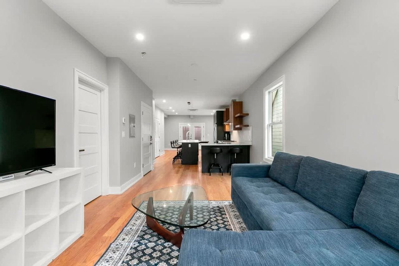 47 Sumner St #1564689P - Photo 2 of 39