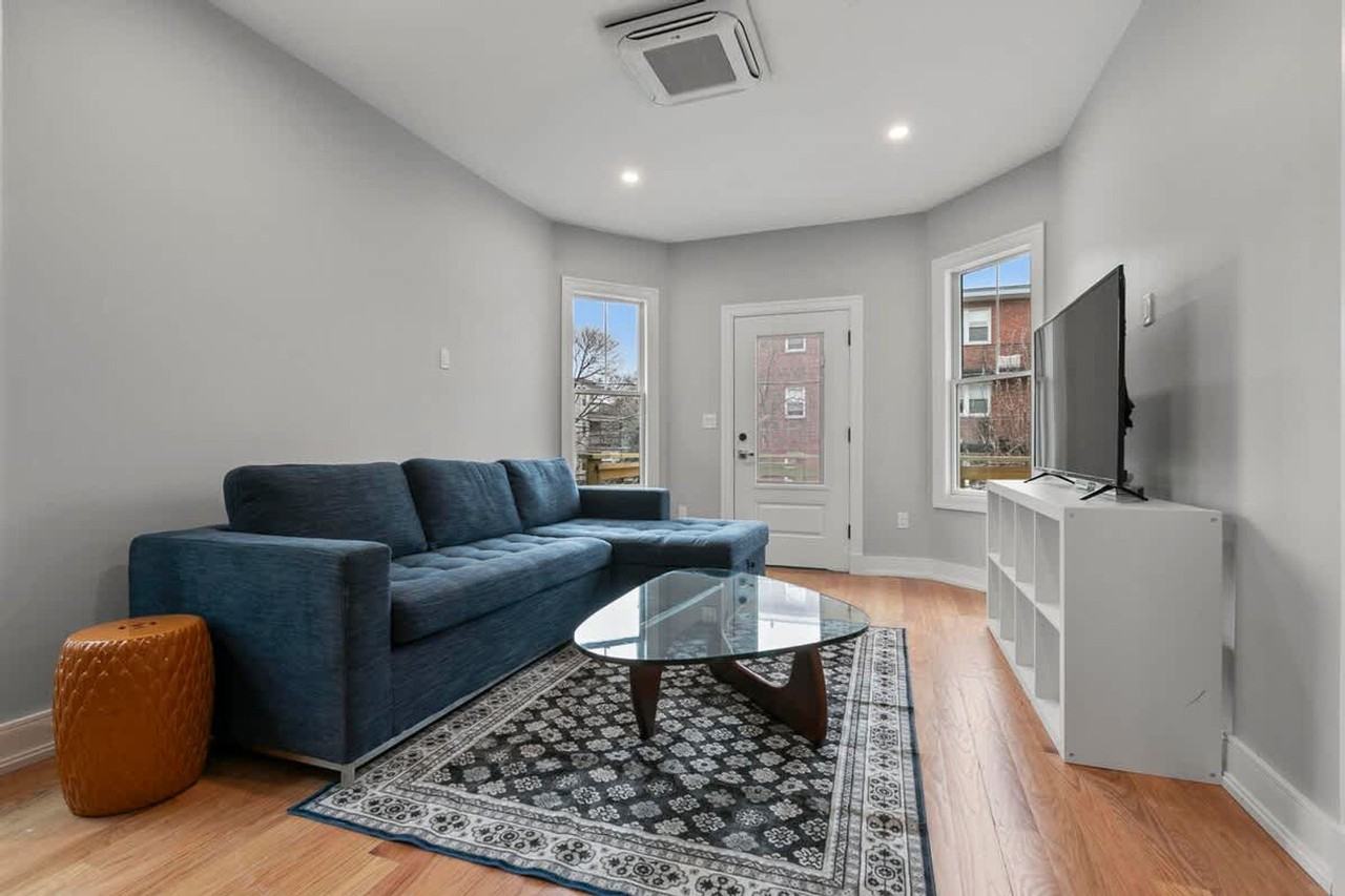 47 Sumner St #1564689P - Photo 3 of 39