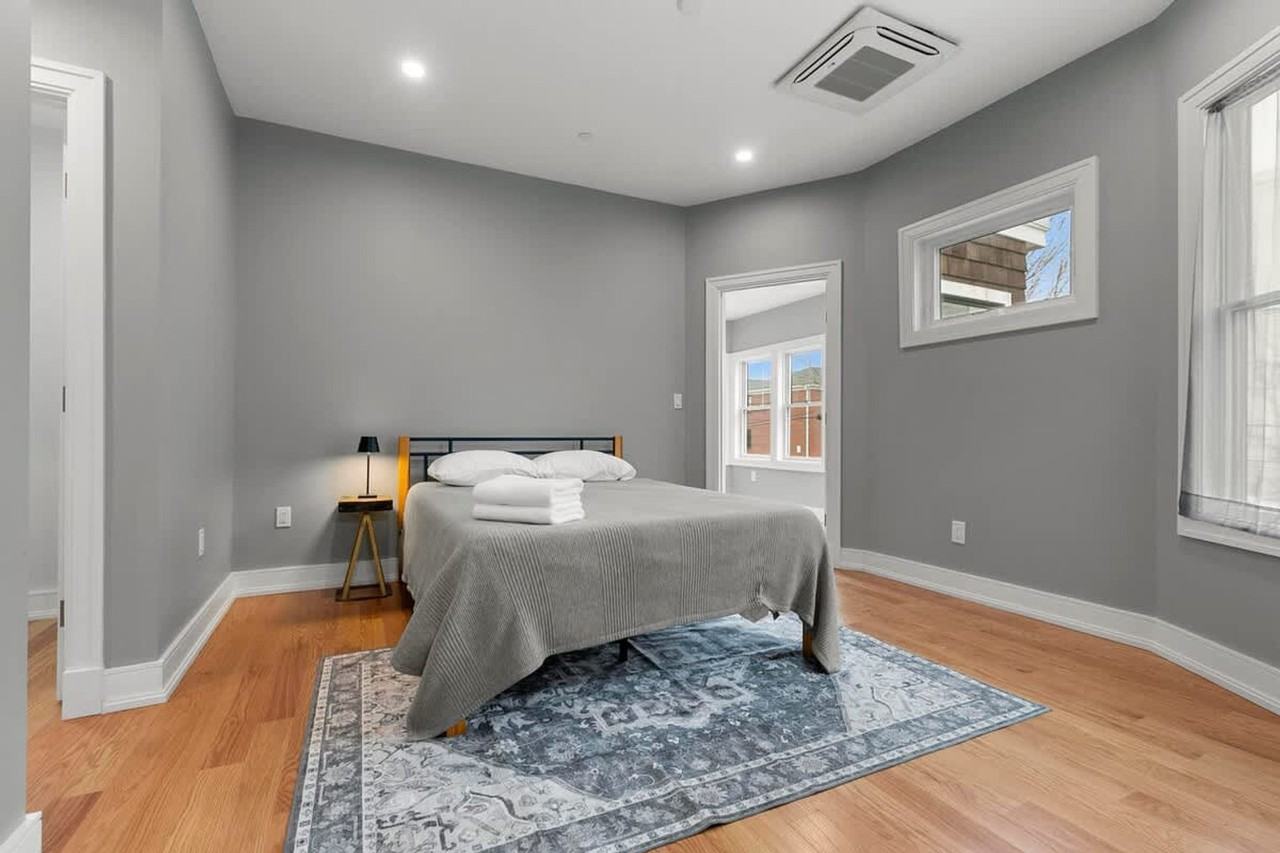 47 Sumner St #1564689P - Photo 6 of 39