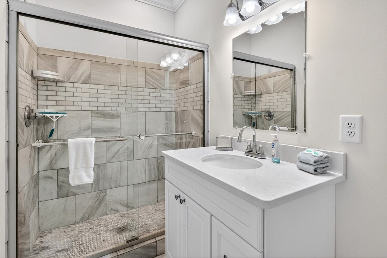 415 Sassanqua Dr #1539452P - Photo 5 of 37