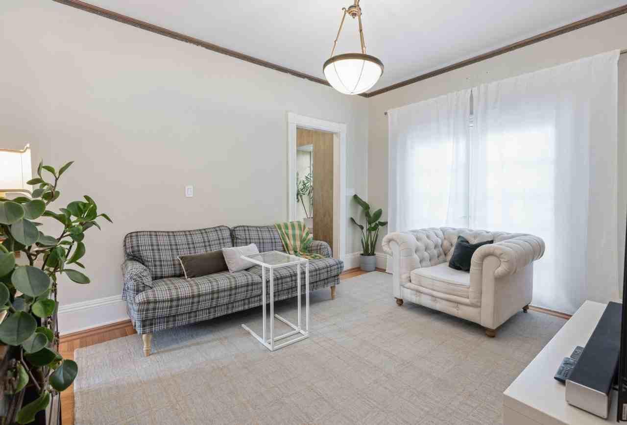 96 Upham St #1534615P - Photo 4 of 50