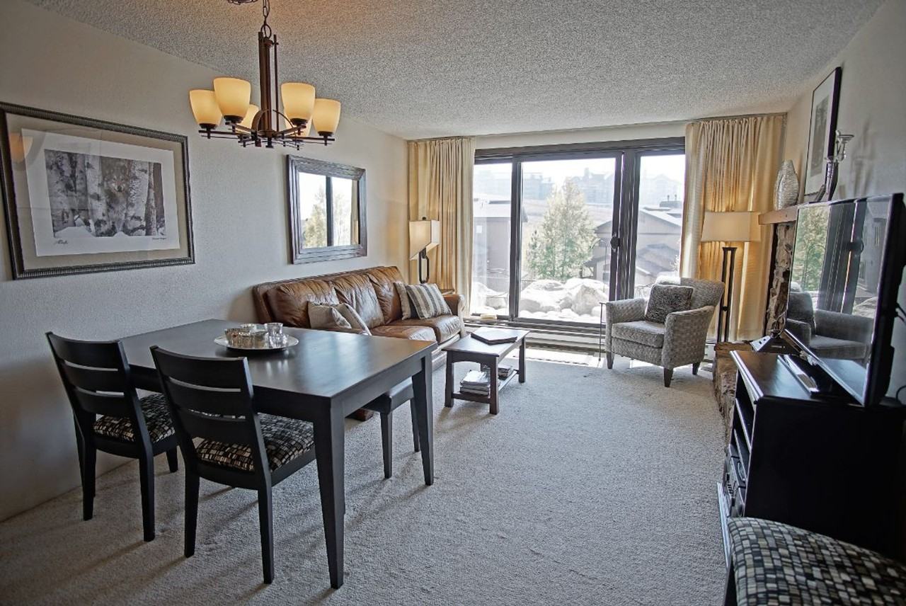 2045 Ski Time Square Dr #1564268P - Photo 6 of 50