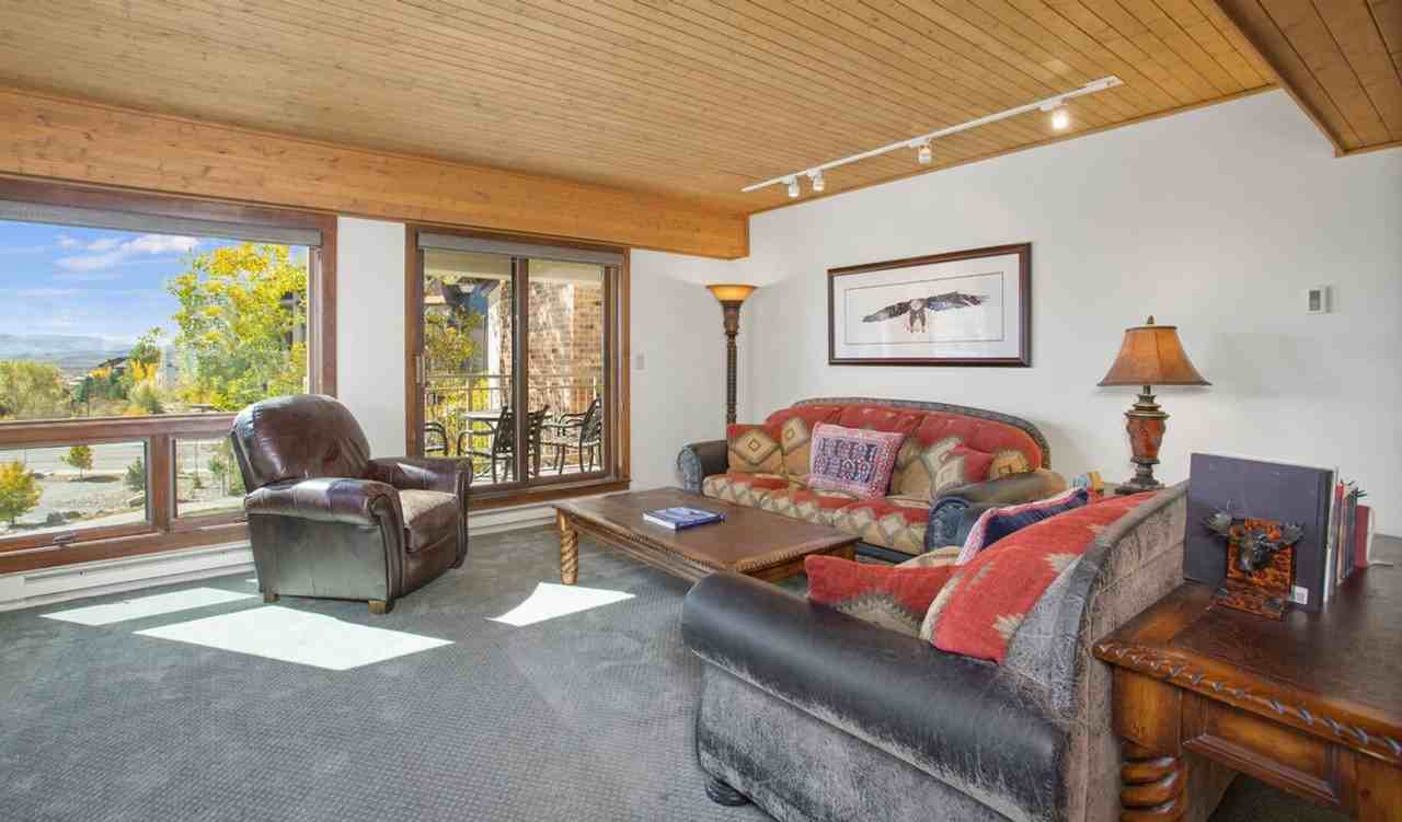 2250 Apres Ski Way #1564293P - Photo 4 of 43