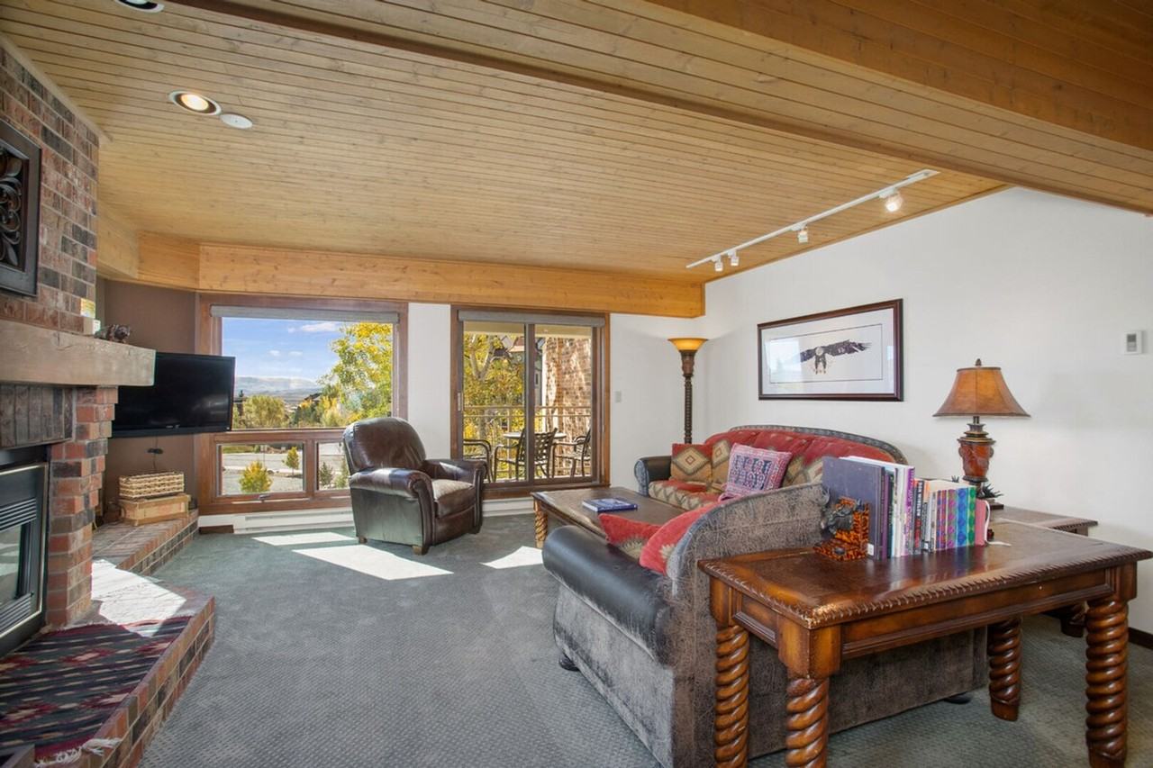 2250 Apres Ski Way #1564293P - Photo 6 of 43