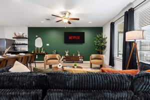 featured image of 3002 Crown Gate Dr